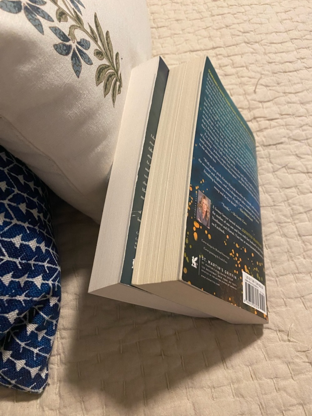 Kristin Hannah Paperback Bundle - Firefly Lane & Home Front EUC - Picture 3 of 4